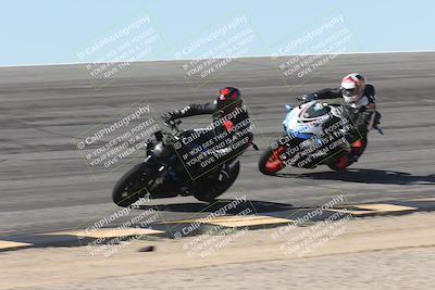 media/Oct-13-2025-Moto Forza (Mon) [[a66d839500]]/4-C Group/Session 2 (Bowl)/